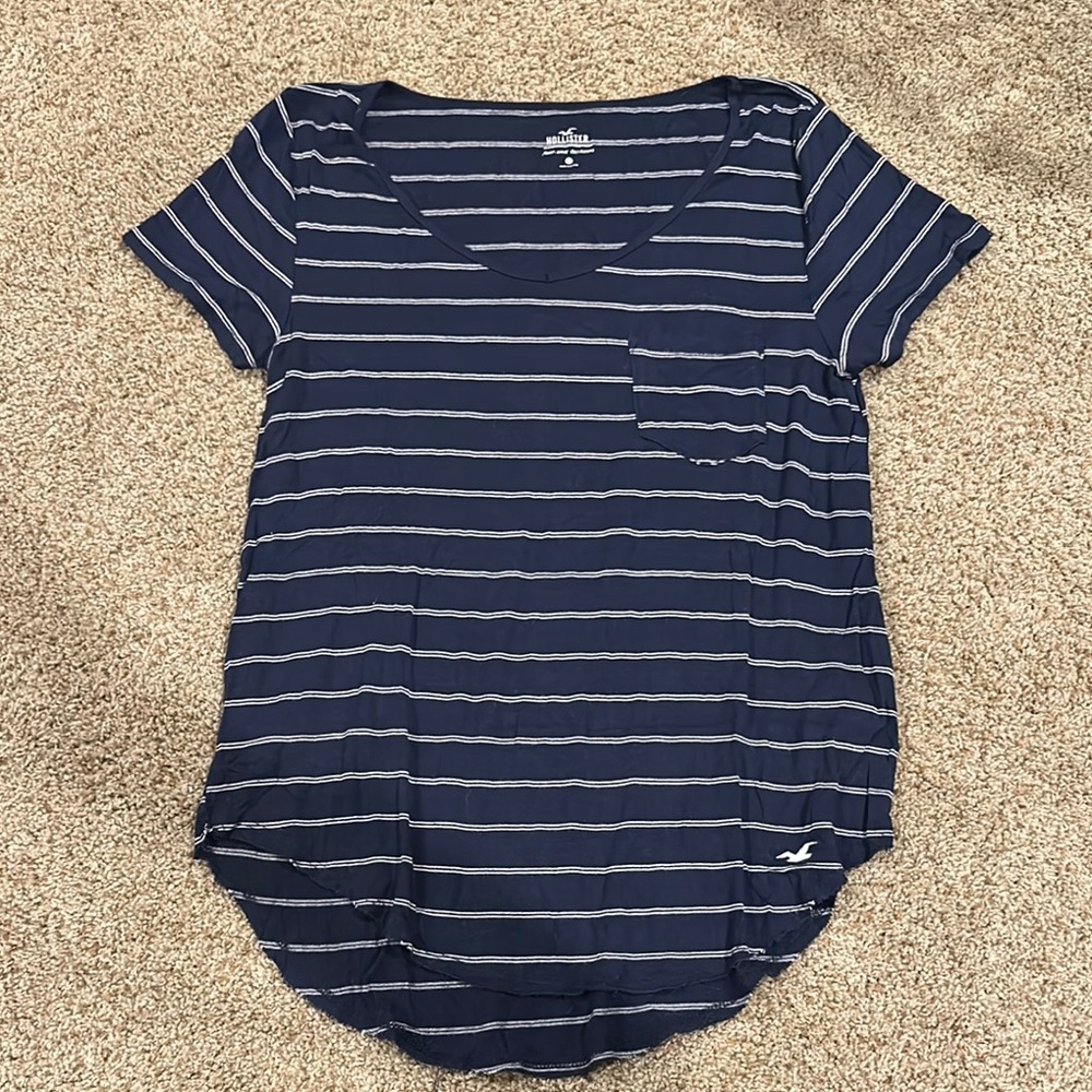 Hollister Blue and White Fitted Short Sleeve T-Shirt